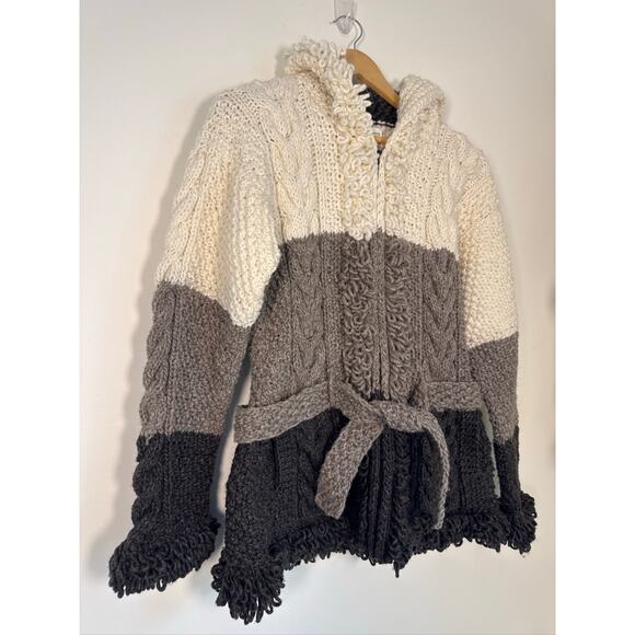 Lucy Iburg Handmade Ecuadorian 100% Wool Belted Cardigan Sweater - M - Picture 2 of 7